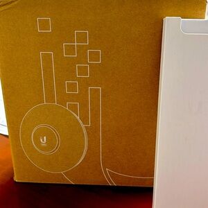 U6-PRO Dual-Band Wi-Fi 6 Access Point (1 Pack)